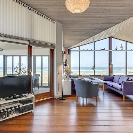 度假居 Arngrim - 100m From The Sea By Interhome *