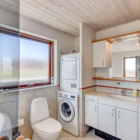 Arngrim - 100m From The Sea By Interhome Tatil Evi *